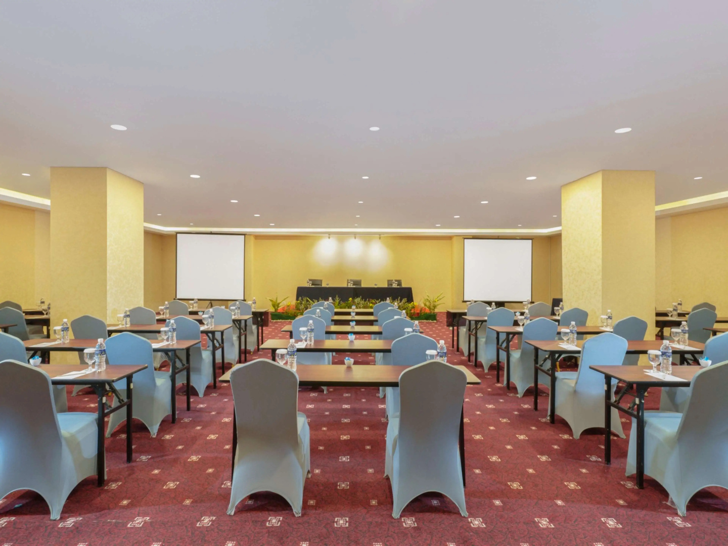 Golden Tulip Springhill Lampung