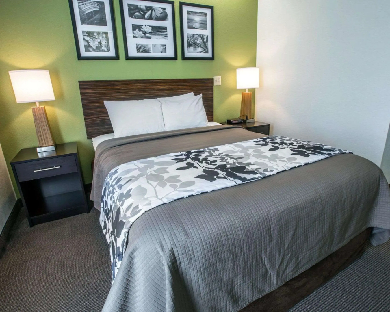 Clarion Pointe Sevierville-Pigeon Forge