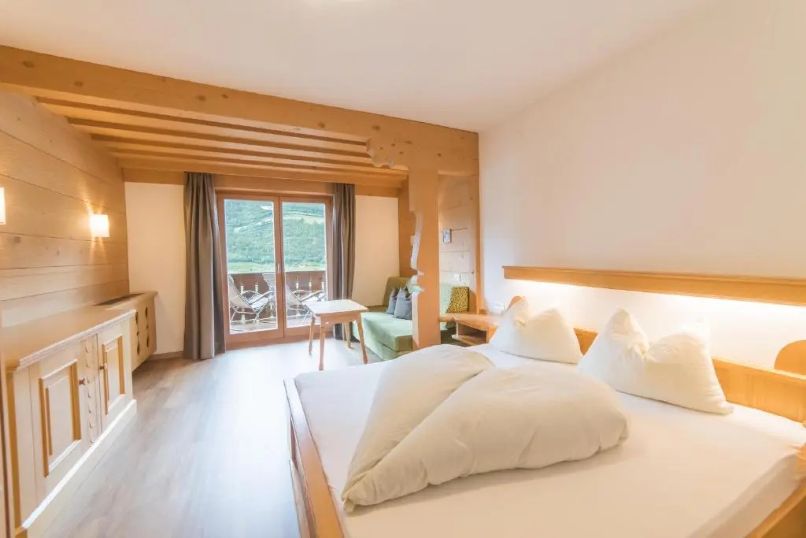 Pension Apartments Pardell