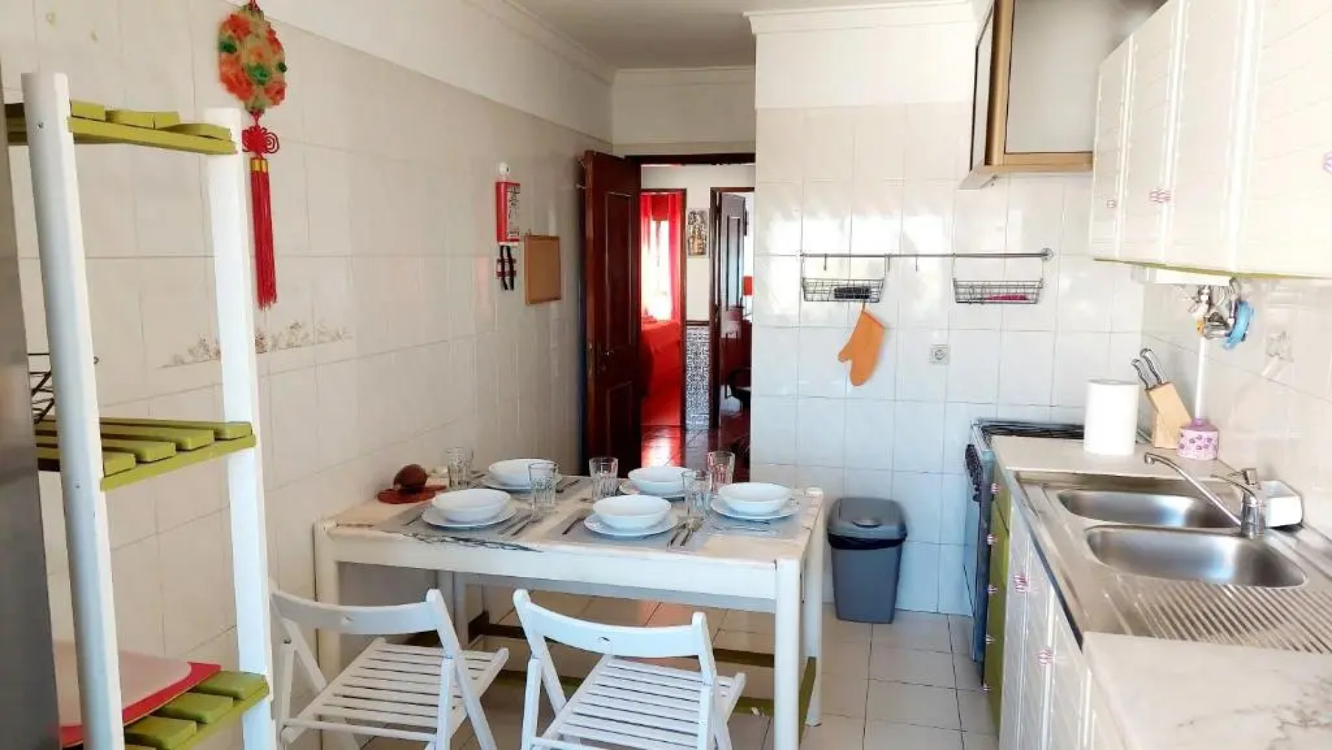 Perfect to Enjoy Lisbon Cascais and Sintra at 1200 metres to metro blue line and Sintra Rail line