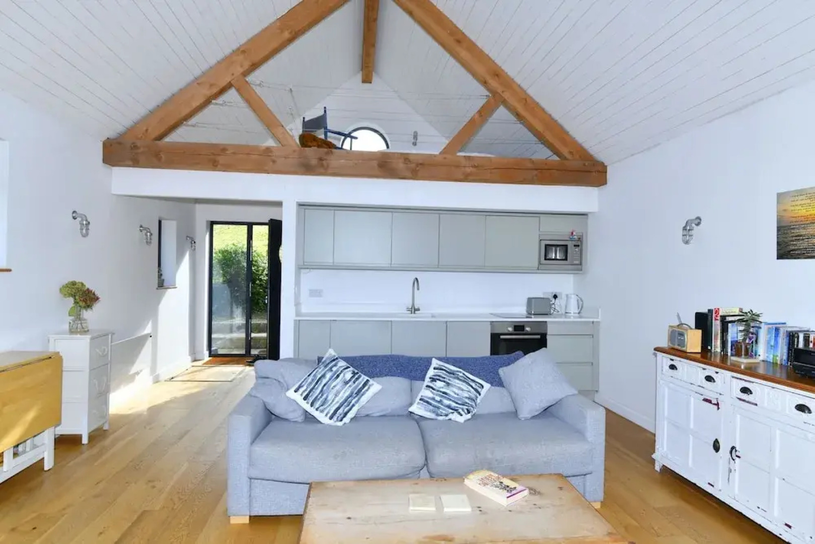 Water Edge House Boathouse