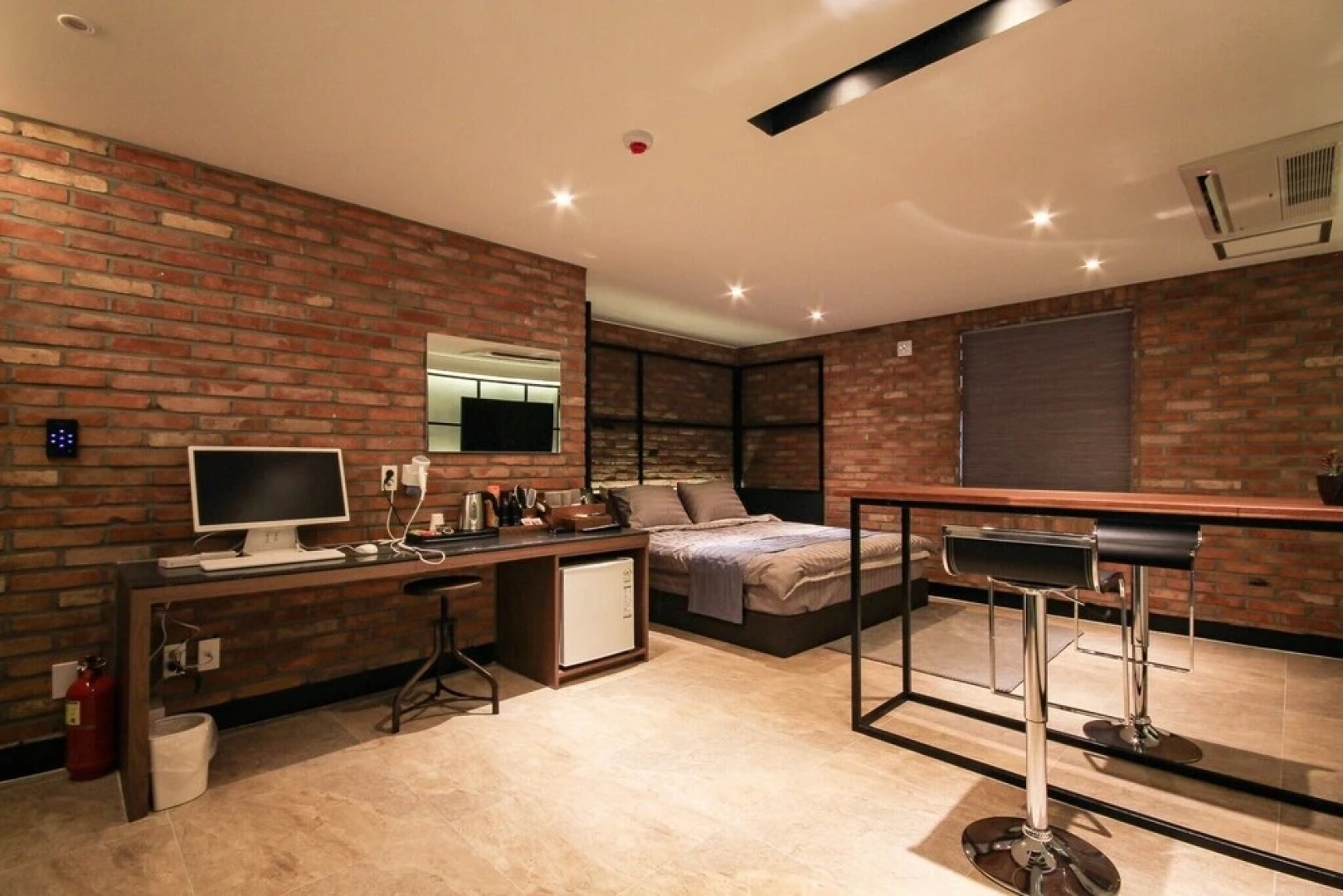 Wanju Five Drive Self Check-in Motel