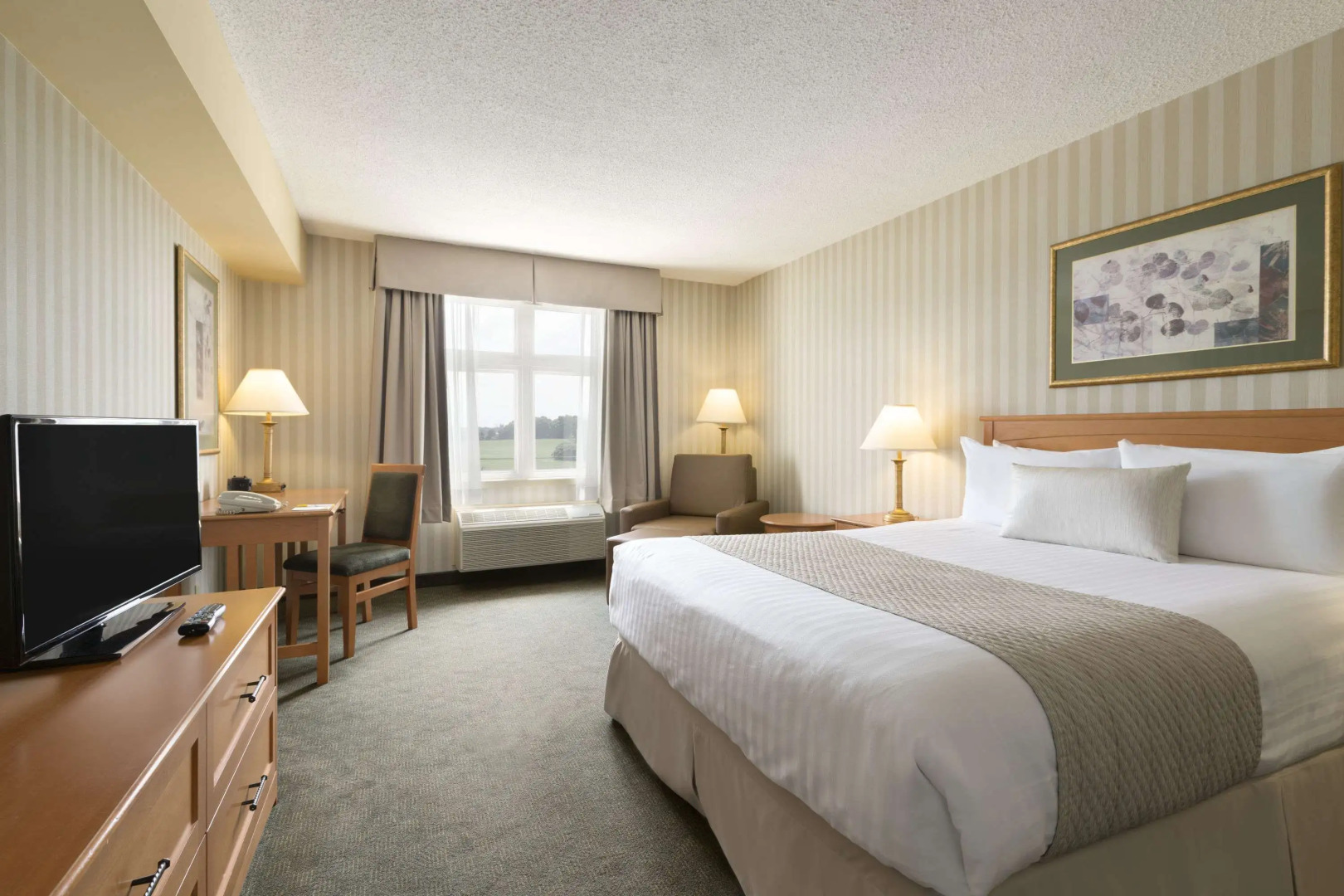 Days Inn by Wyndham Orillia