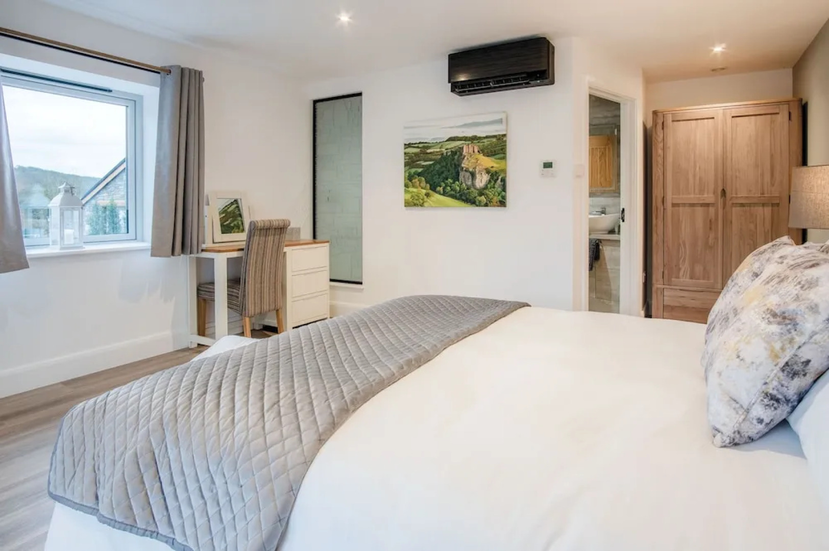 The Sleeping Giant - Pen Y Cae Inn