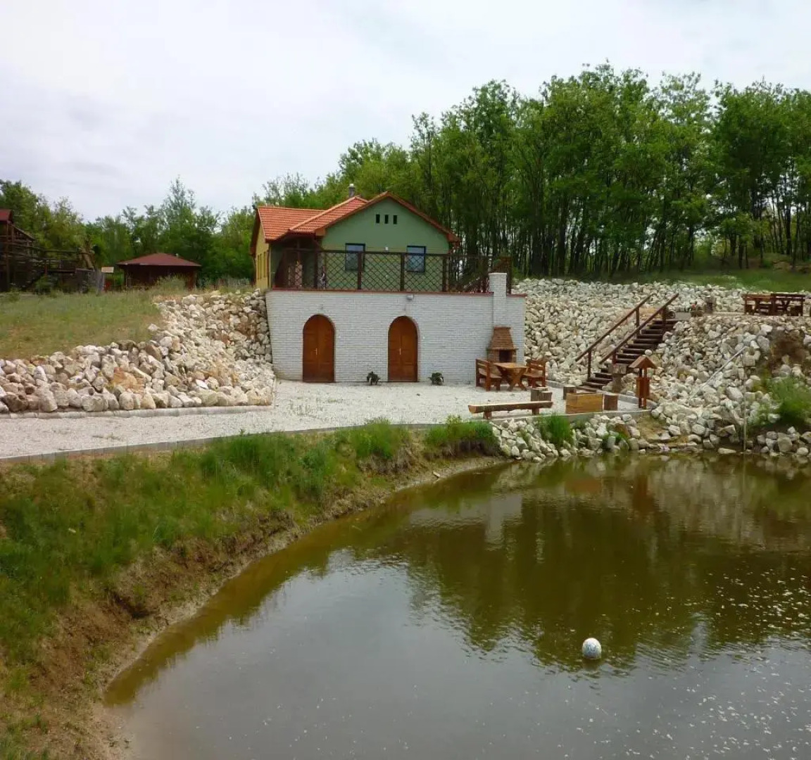 Farkasverem Vendégház