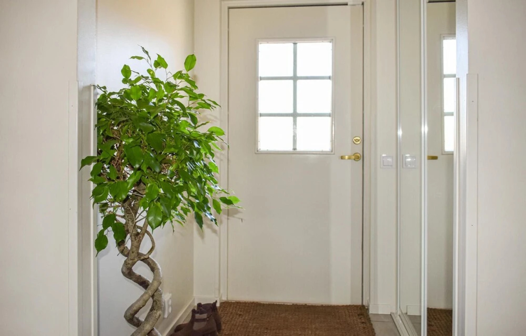 Nice Home in Lekeryd With 3 Bedrooms, Sauna and Wifi