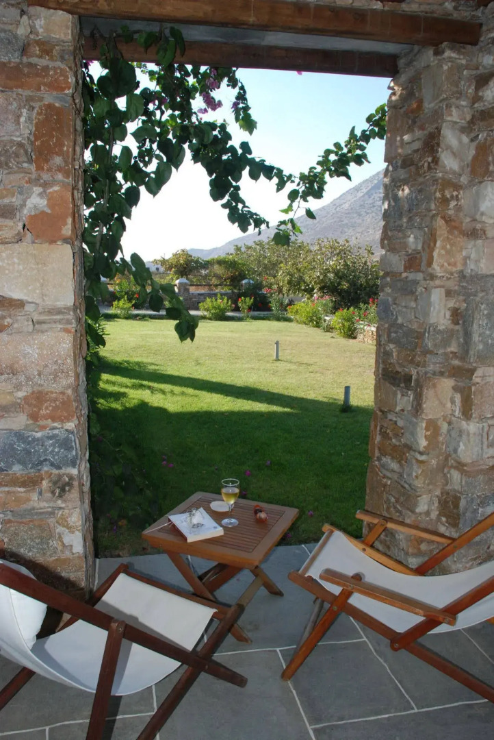 Sifnaika Konakia ~ Armada Residence