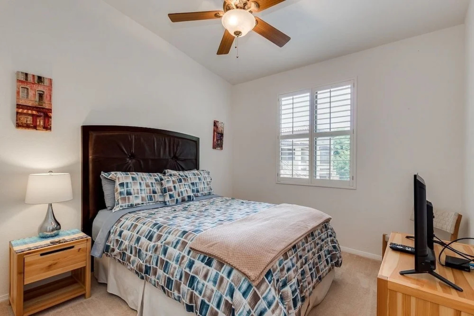 Southern #2055 2 Bedrooms 2 Bathrooms Condo