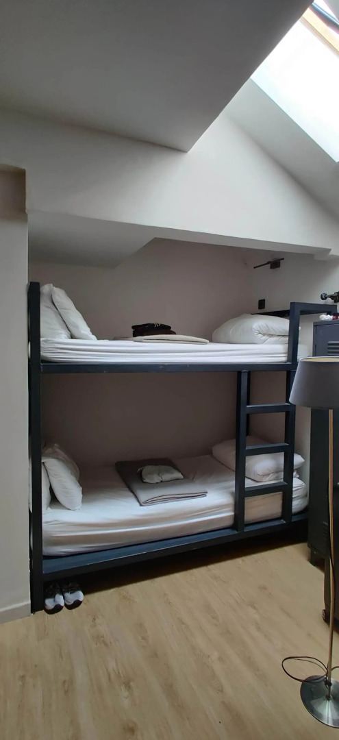 Caruma Surf Hostel & Suites