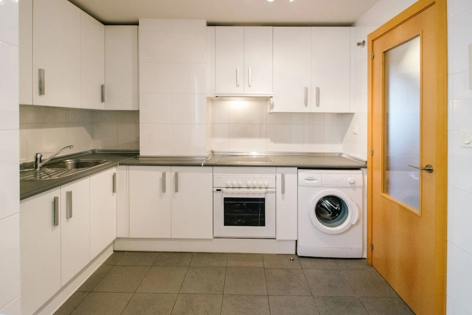 Espectacular residencial en 2ª linea Piscina/Tenis