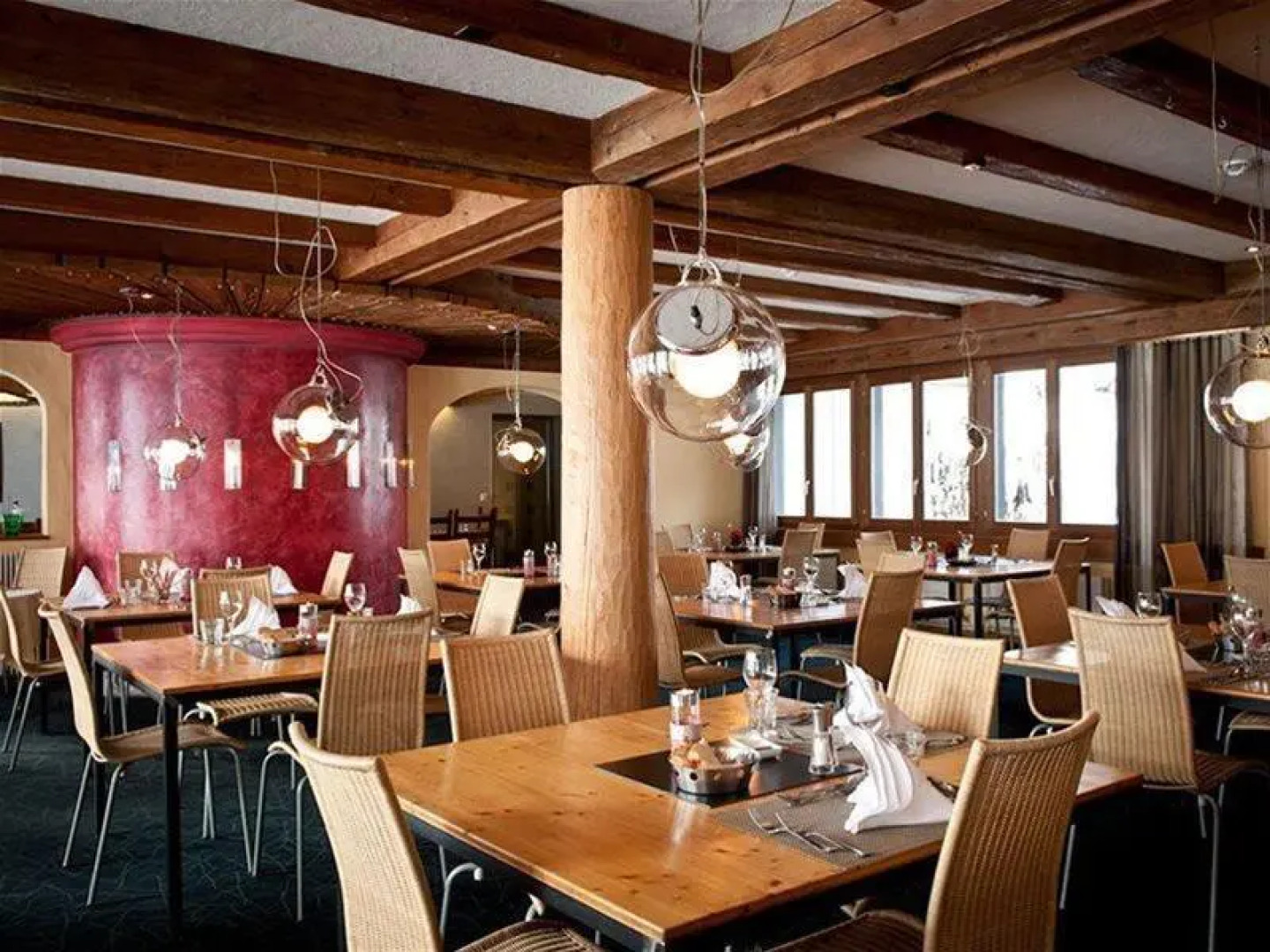Hotel Alpine Lodge