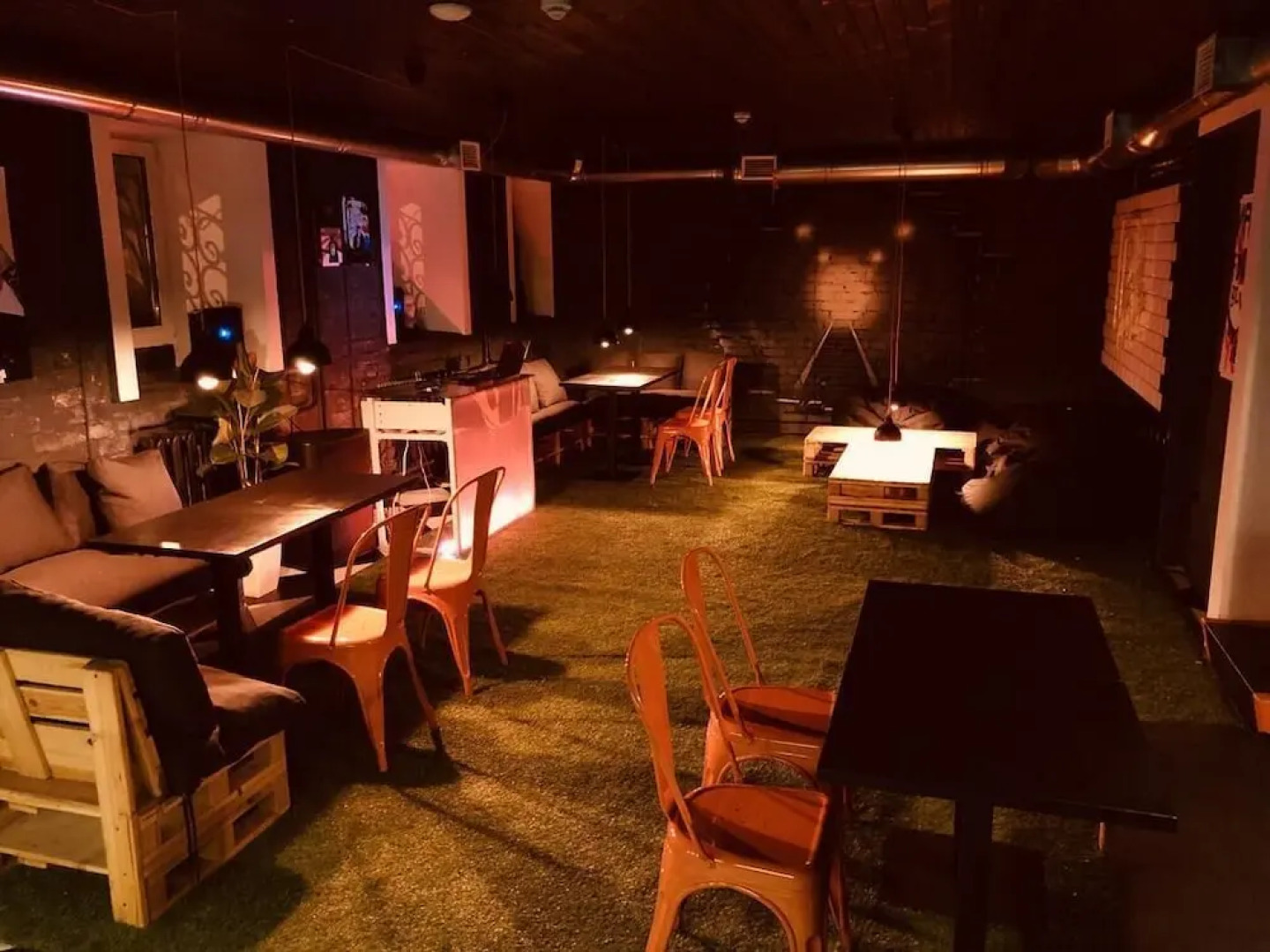 Хостел и бар P2B