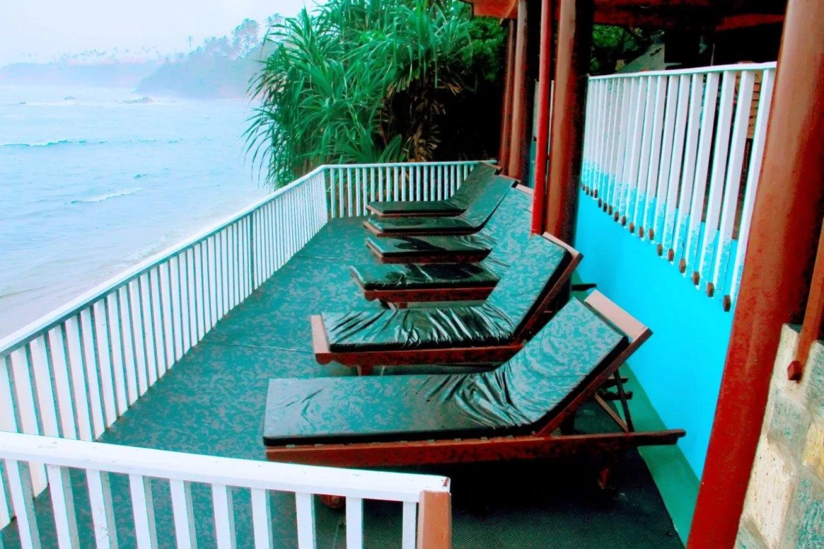 We Are Surfers hotel