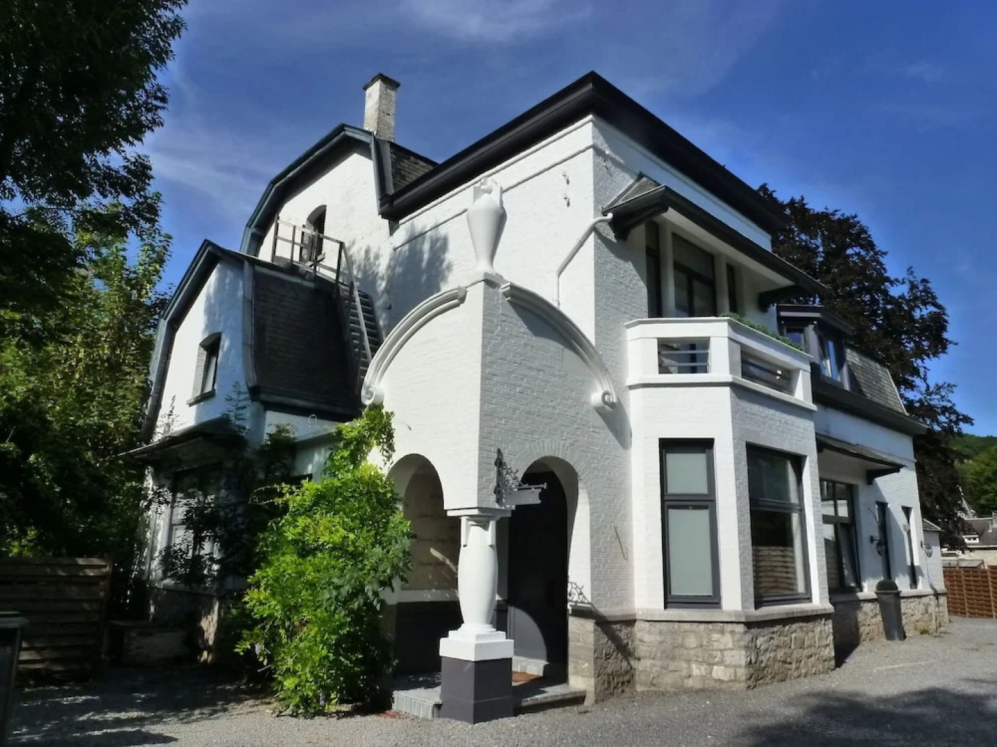 Luxury Mansion in Hastière-par-delà With Swimming Pool