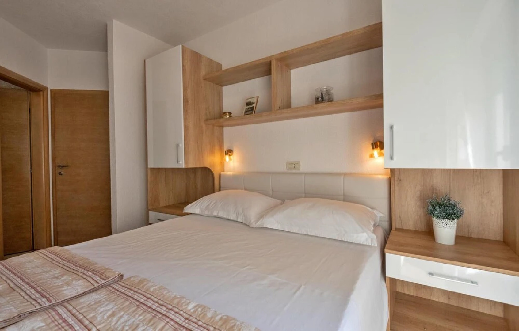 Awesome Apartment in Promajna With Wifi, Outdoor Swimming Pool and Swimming Pool