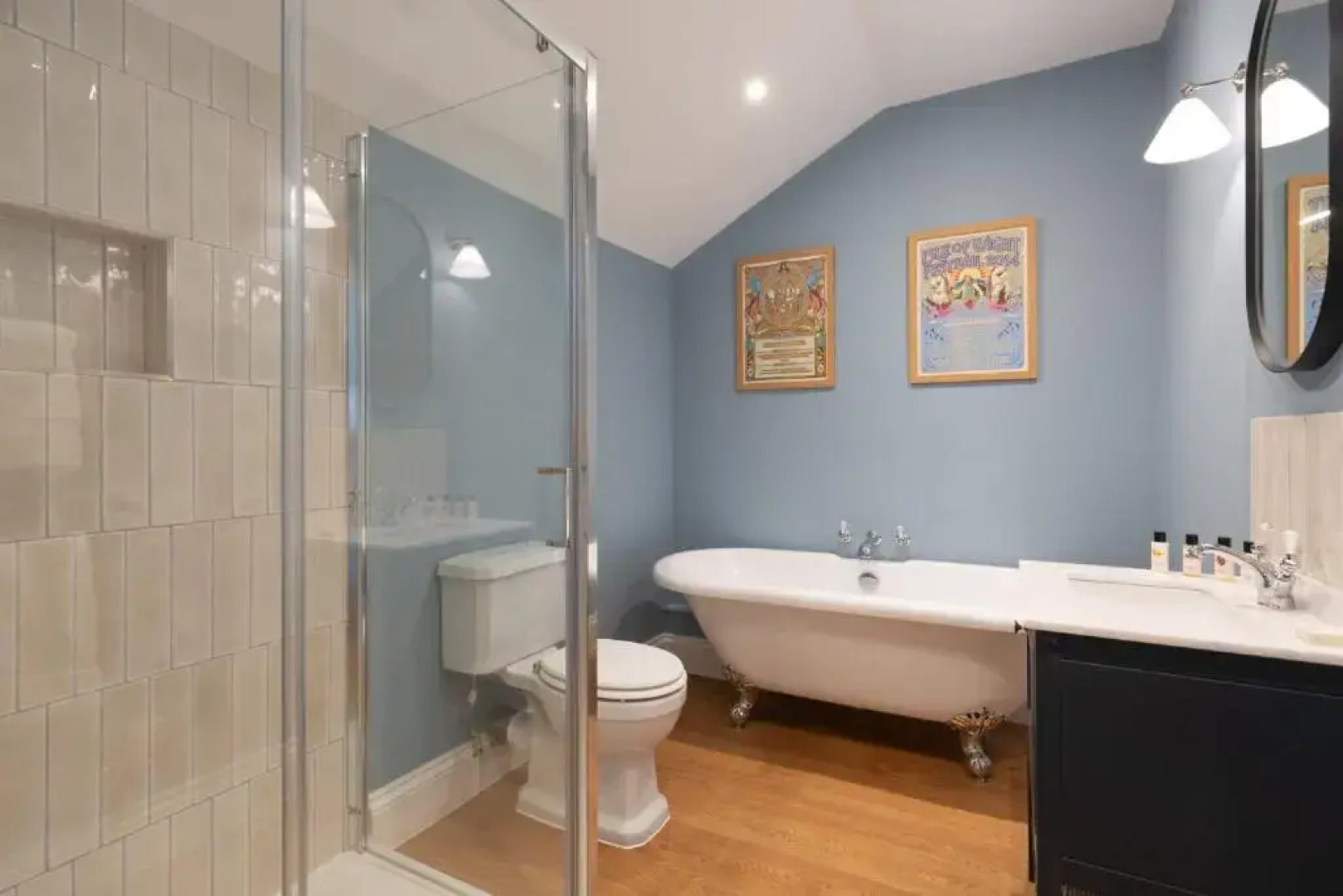 Pink Beach Guest House