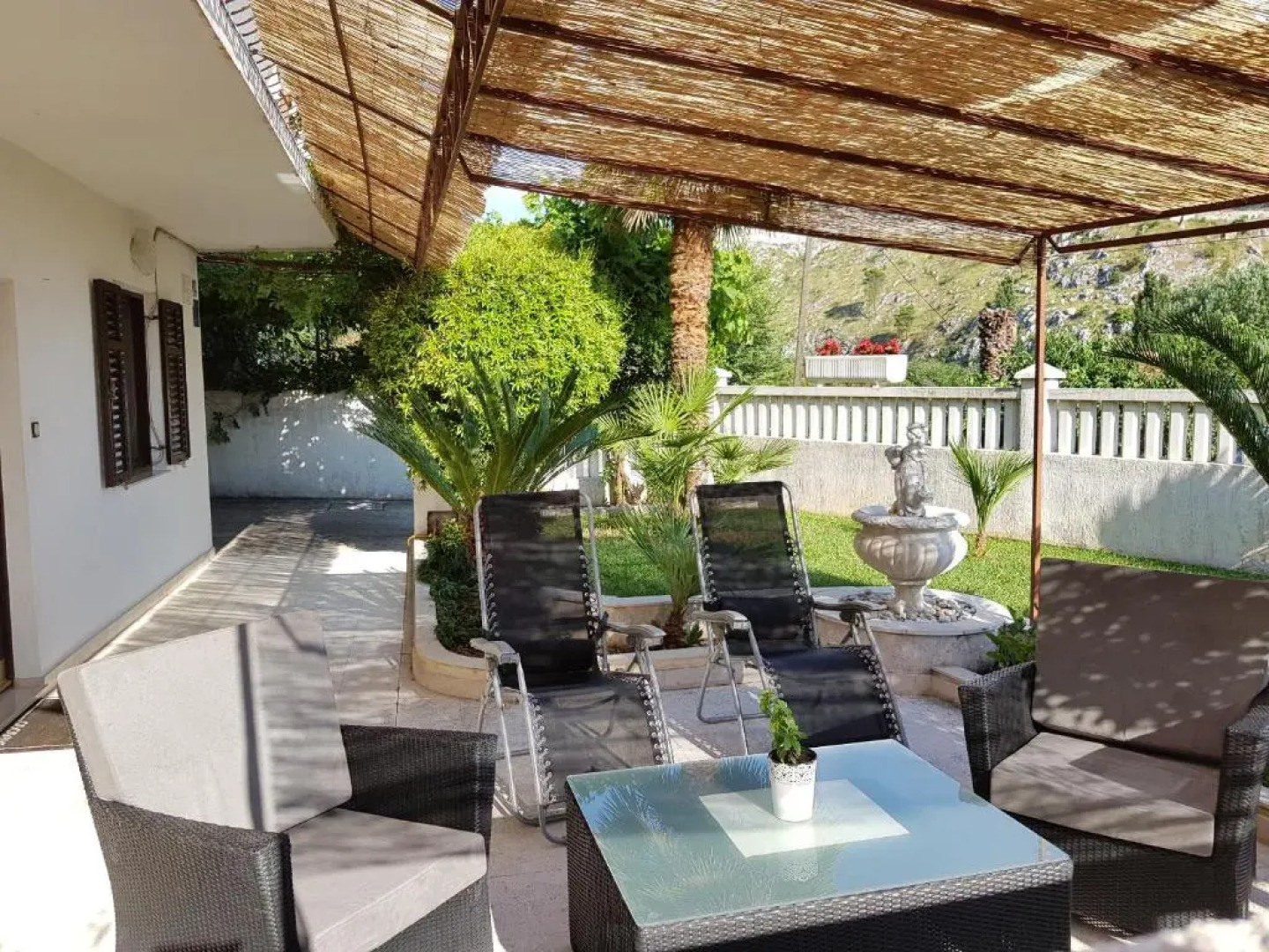 Holiday Home Palm Tree