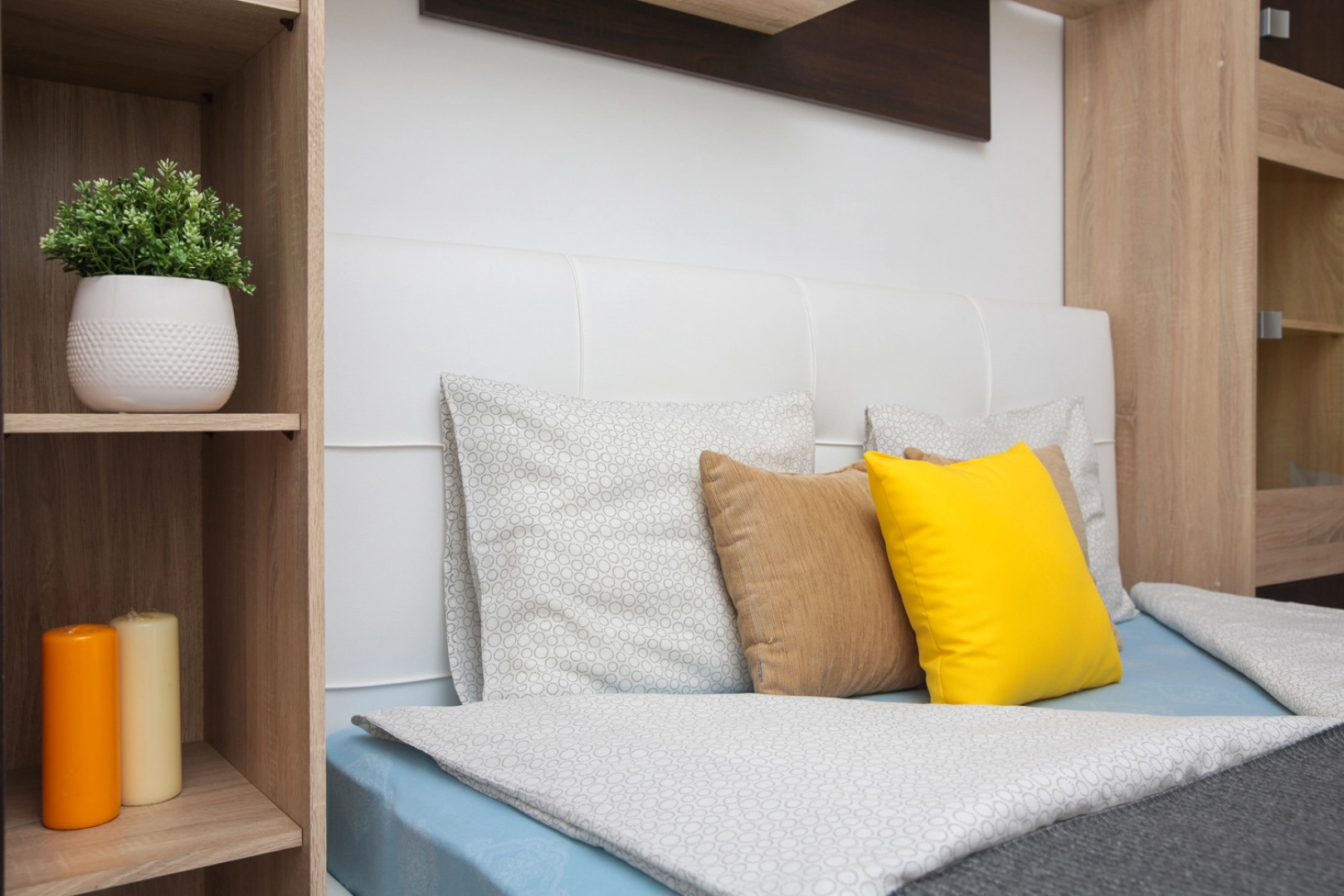 Апартаменты Апартик с выходом к озеру