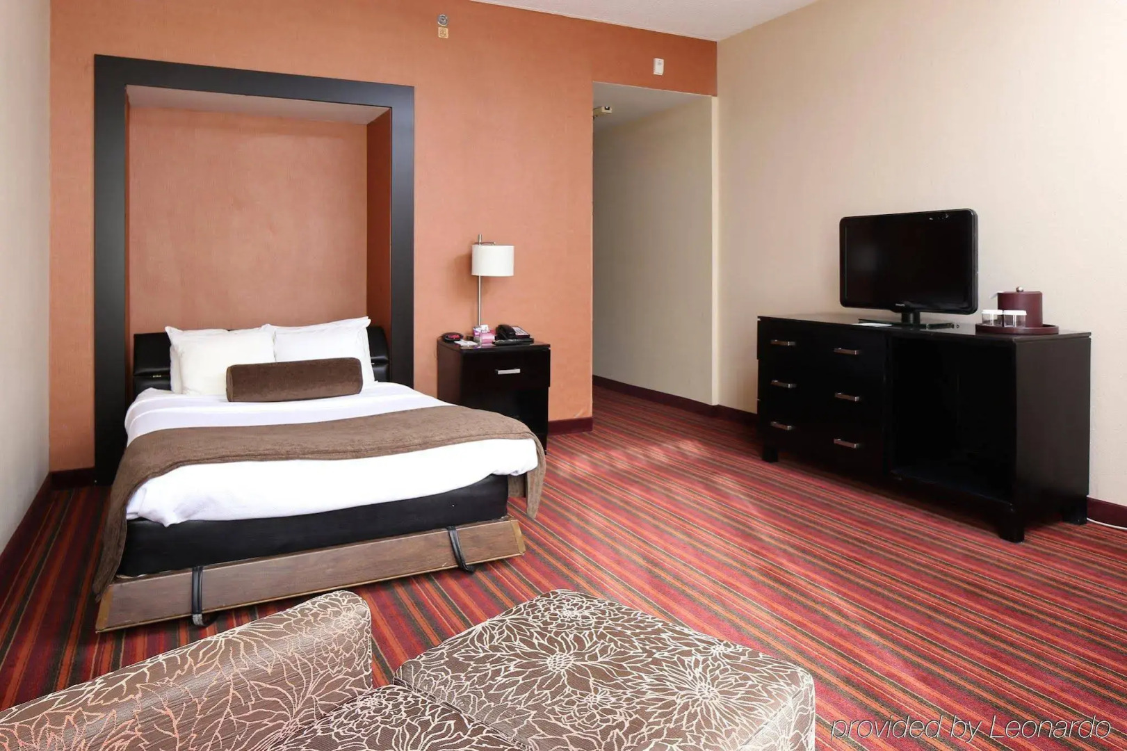 Sheraton Grand Rapids Airport Hotel