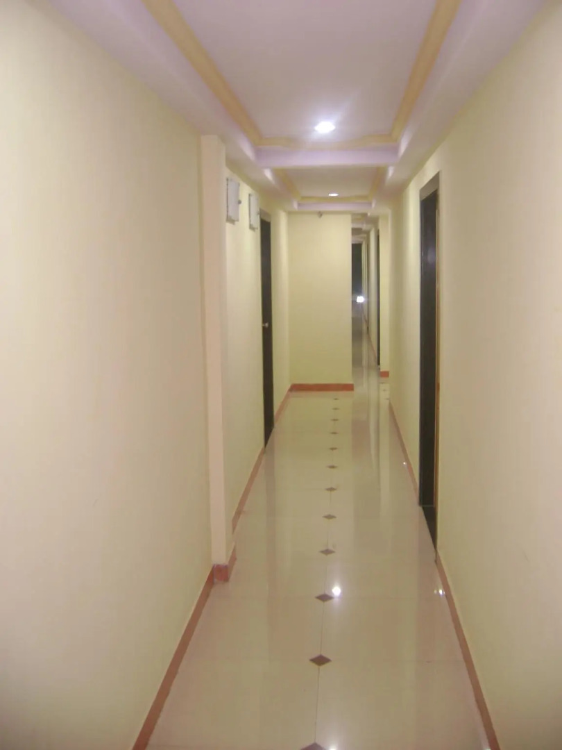 Rahi Coral Beach Resort