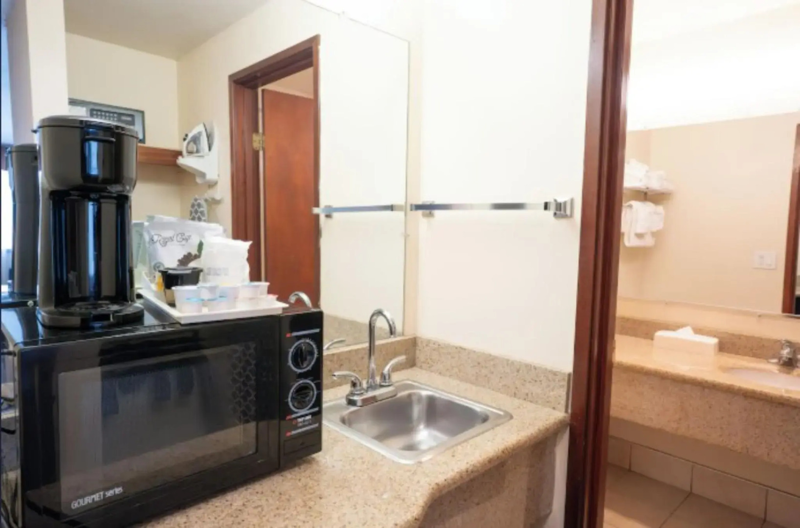 Ramada by Wyndham Tukwila Southcenter