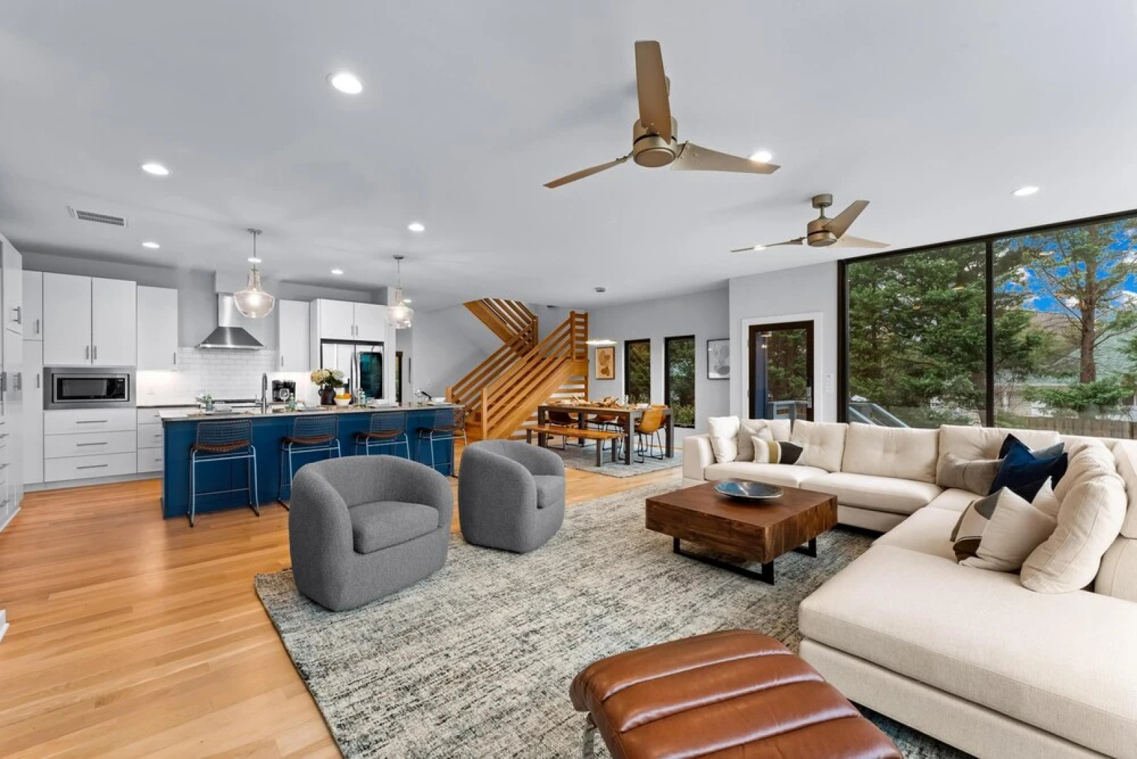 Blue Haven W/game Room, Hot Tub & Optional Boat Rental