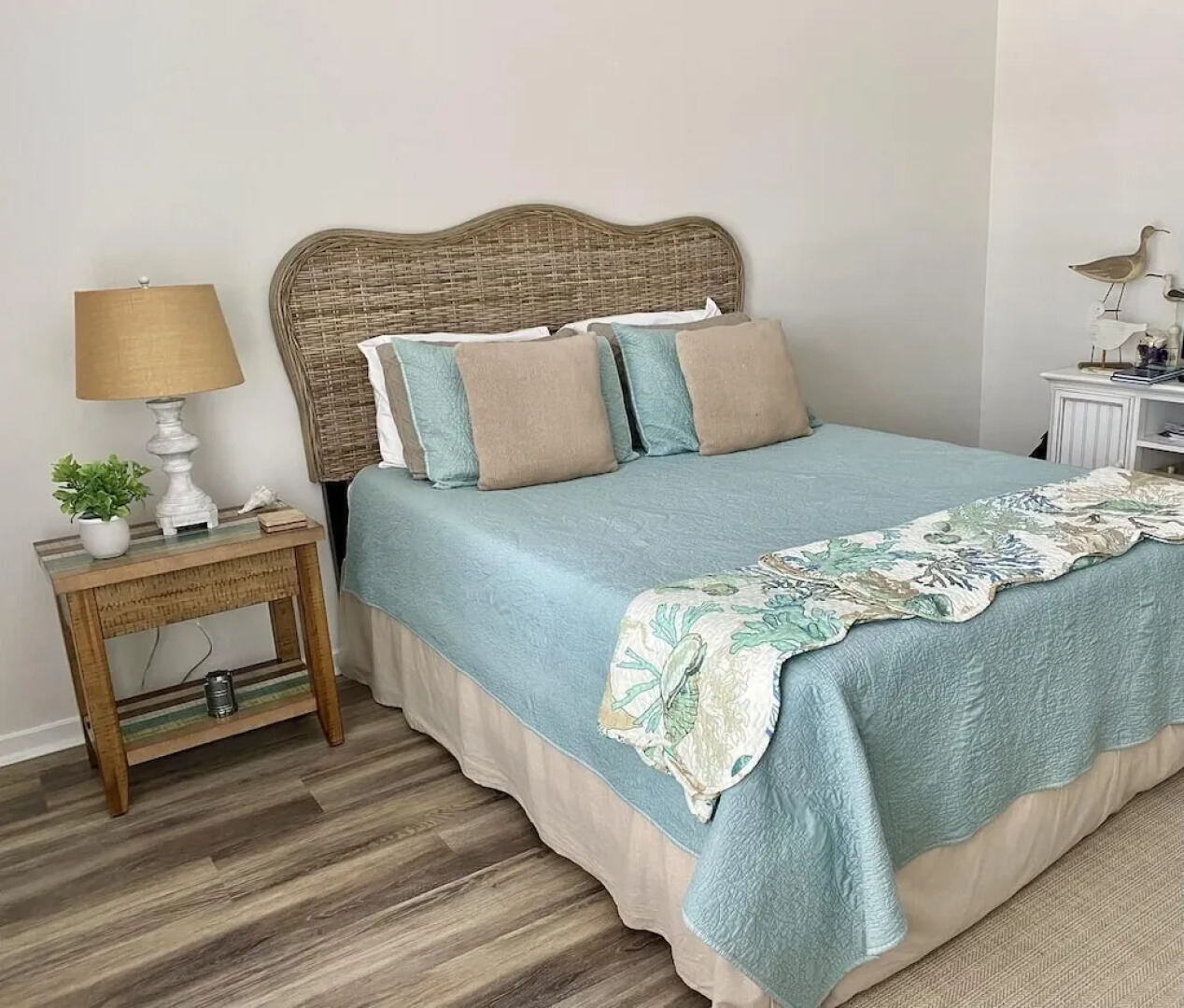 Renovated 2 Br Sleeps 5 With Free Guest Passes