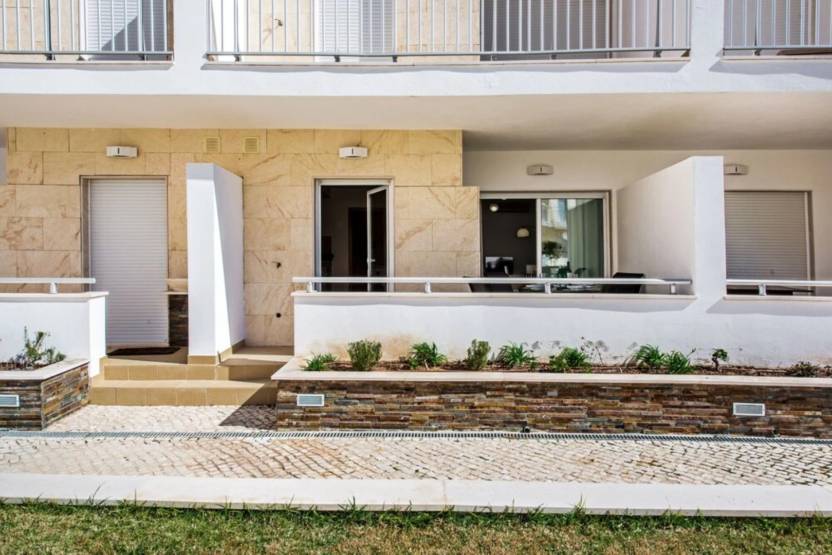 Santa Luzia Residence by MarsAlgarve