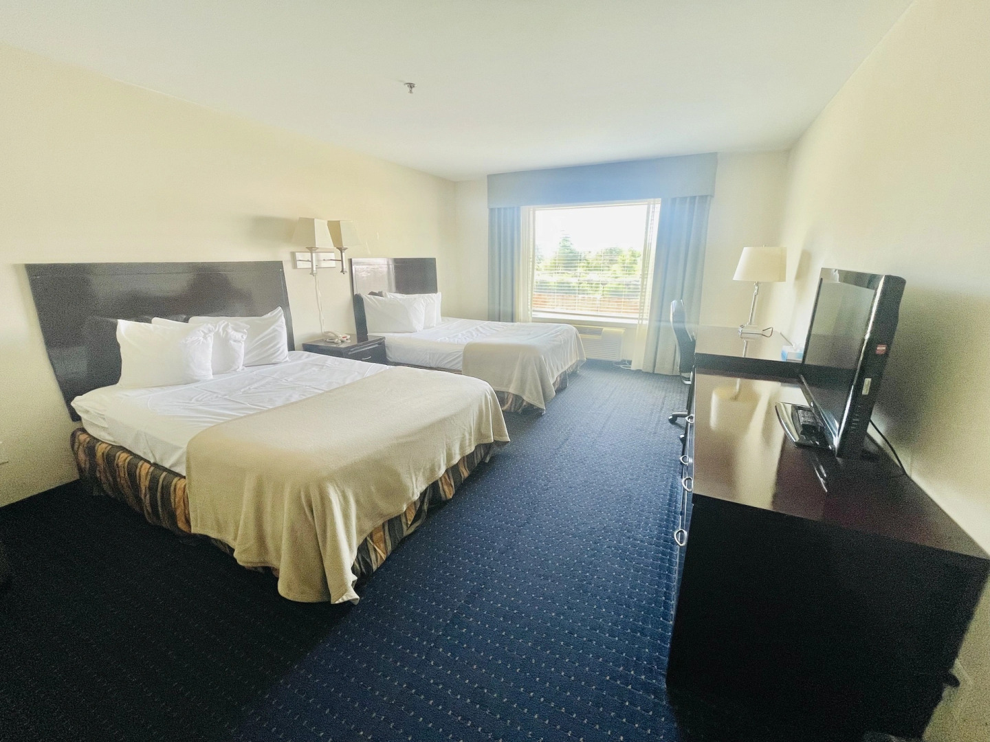 FairBridge Inn & Suites Canadian