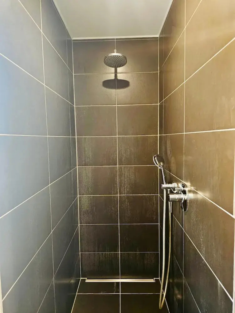 Two bedrooms with parking in Hesperange