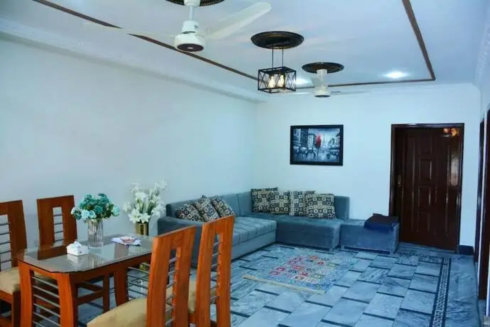 Khyber Guest House & Restaurant
