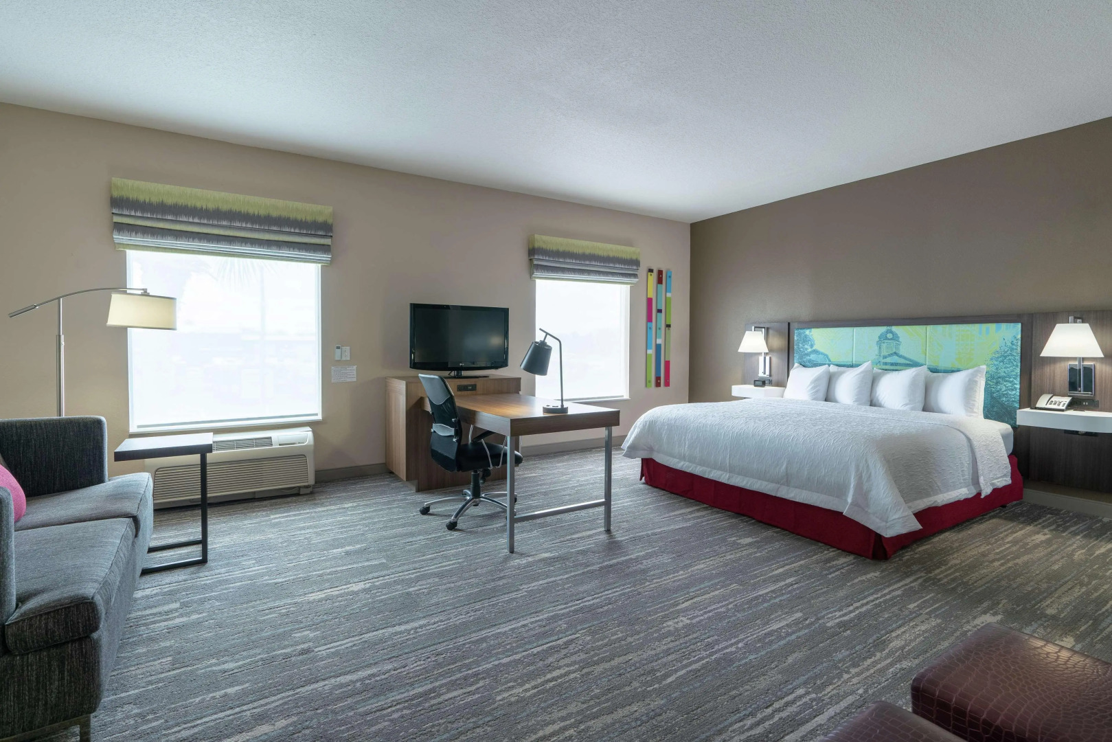Отель Hampton Inn & Suites Lake City