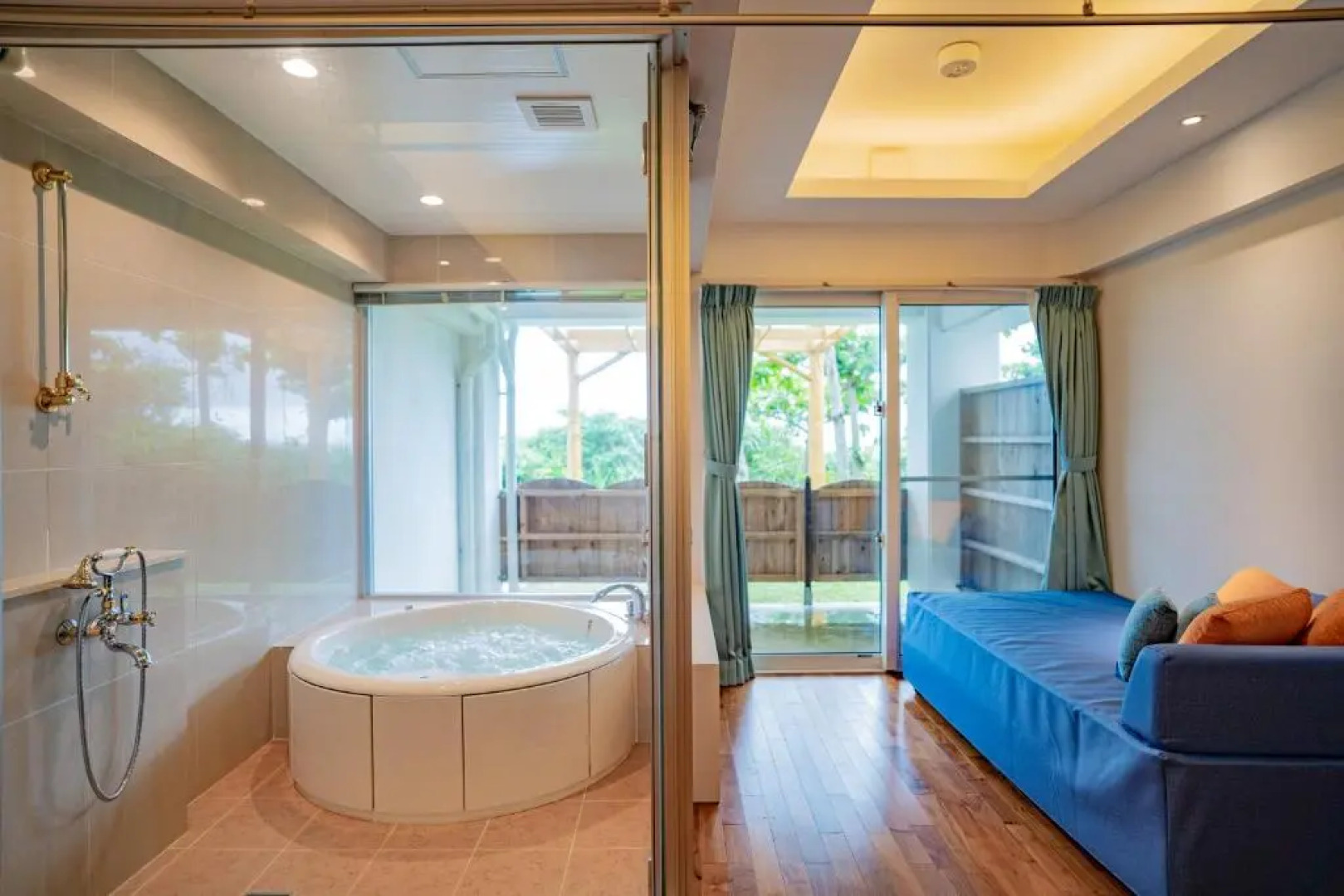 Umi No Terrace Yomitan Toya