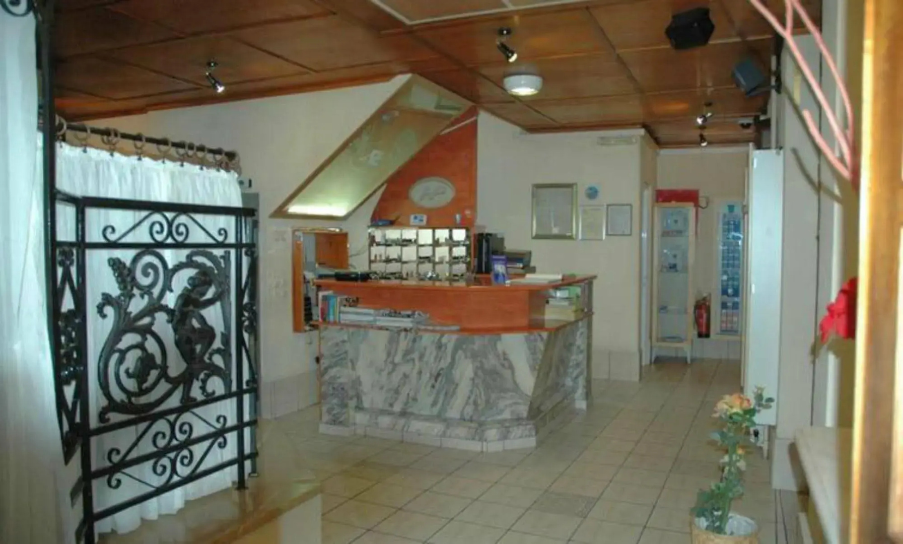 Prima Hotel