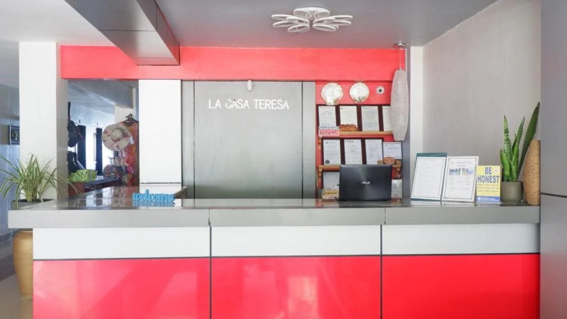 La Casa Teresa Beach Resort