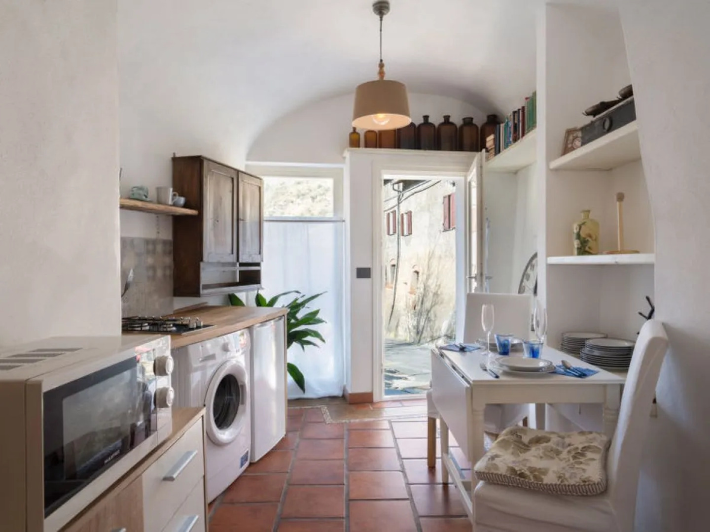 Apartment Adelasia Cisano sul Neva