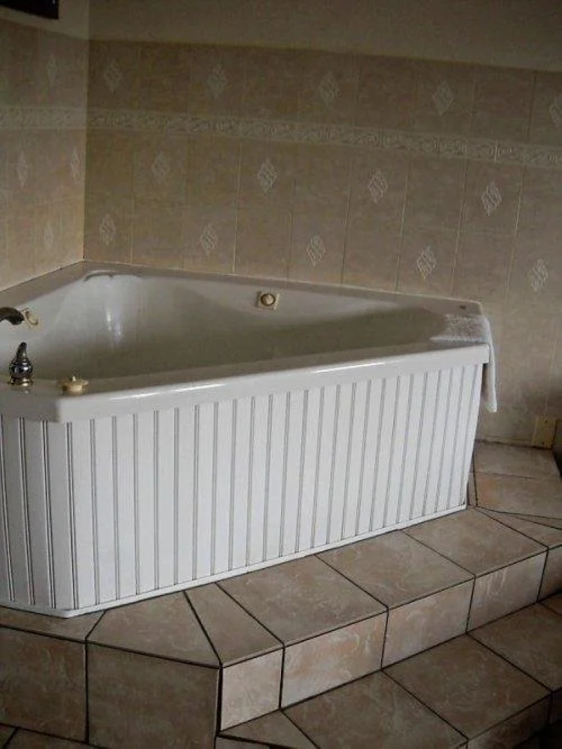 Ashburn Inn & RV Park