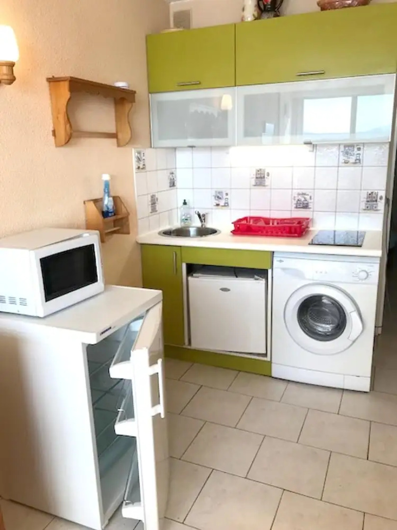 Apartment With one Bedroom in Leucate, With Wonderful sea View and Furnished Balcony - 500 m From the Beach