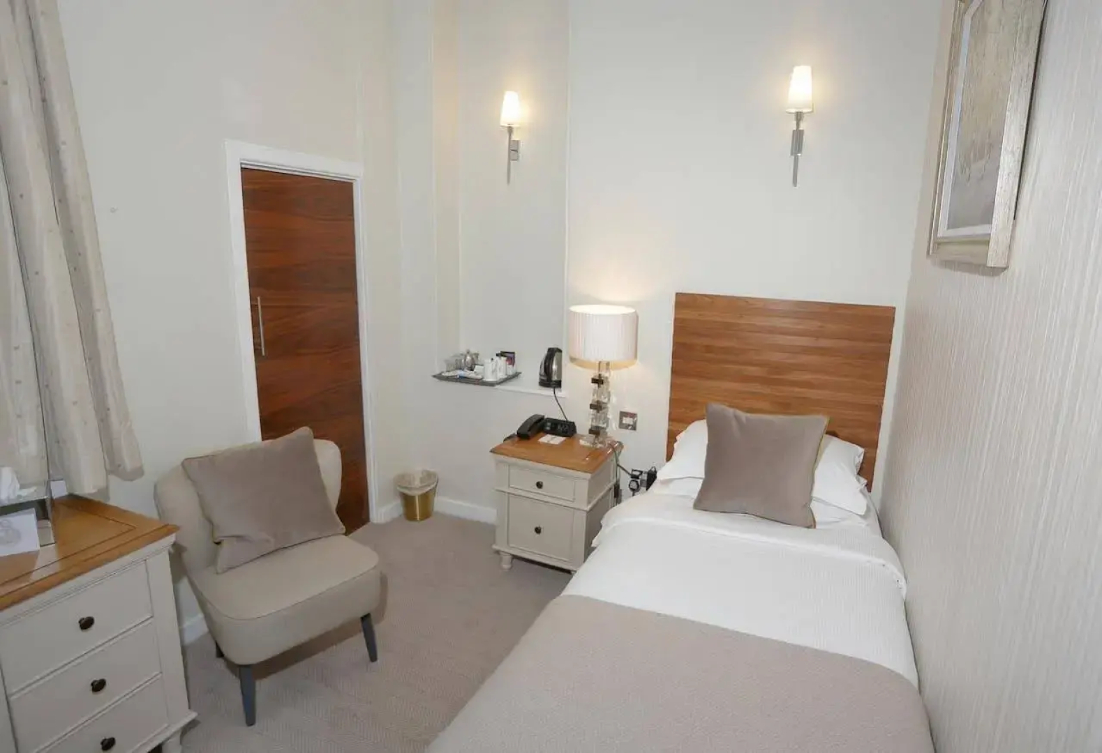 Dean Court Hotel