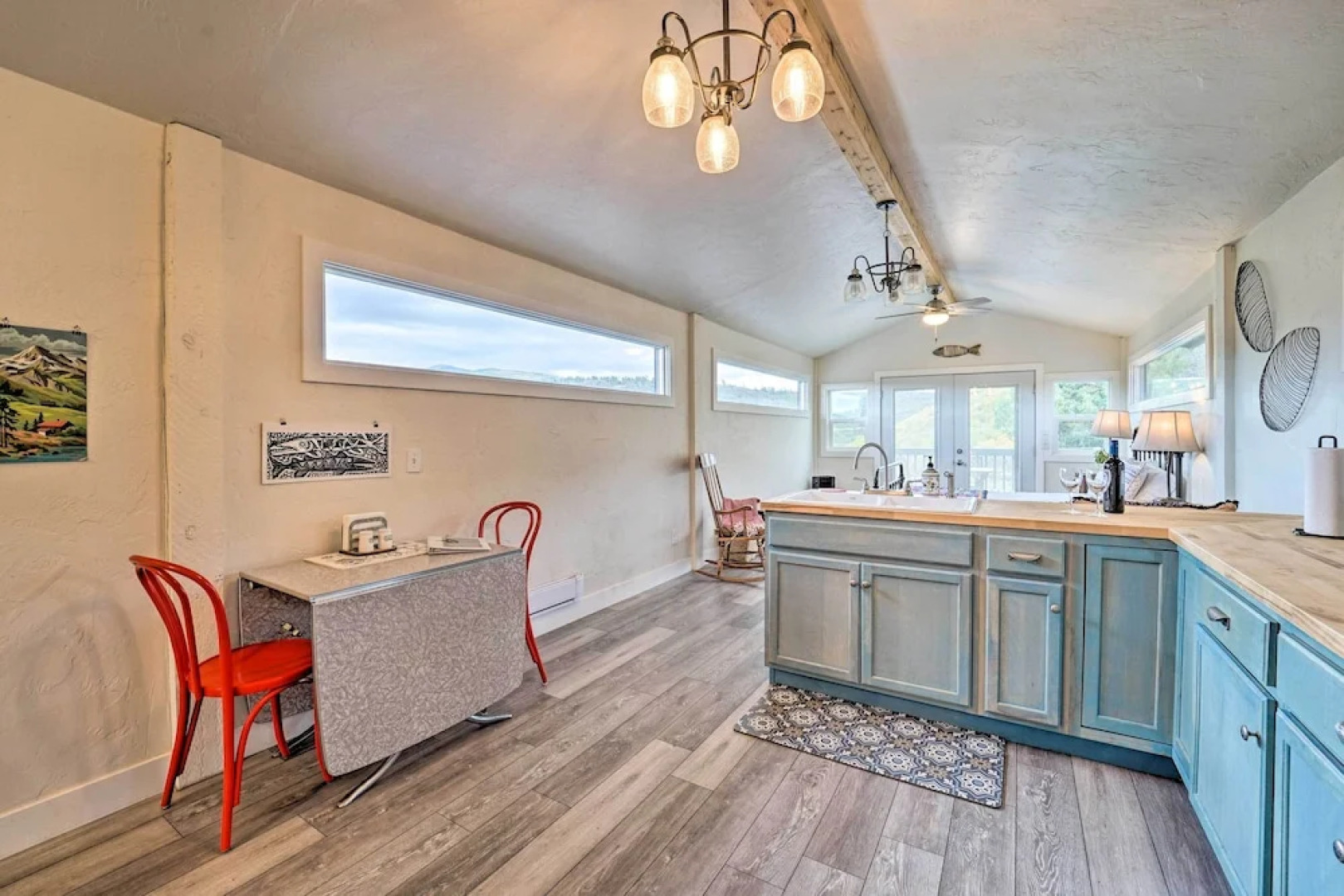 Studio w/ Mountain Views < 30 Min to Durango!