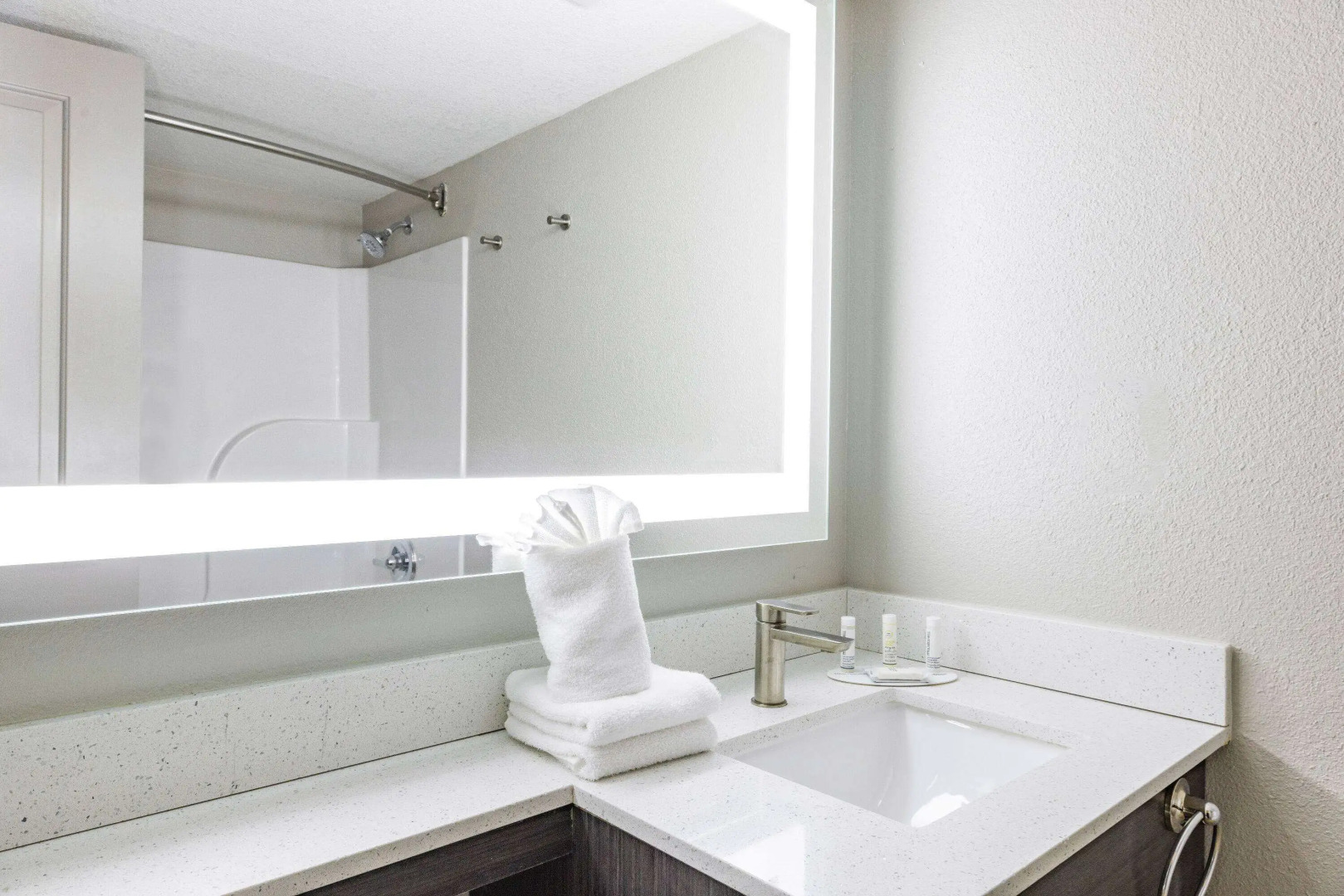 Wingate by Wyndham Wichita Airport