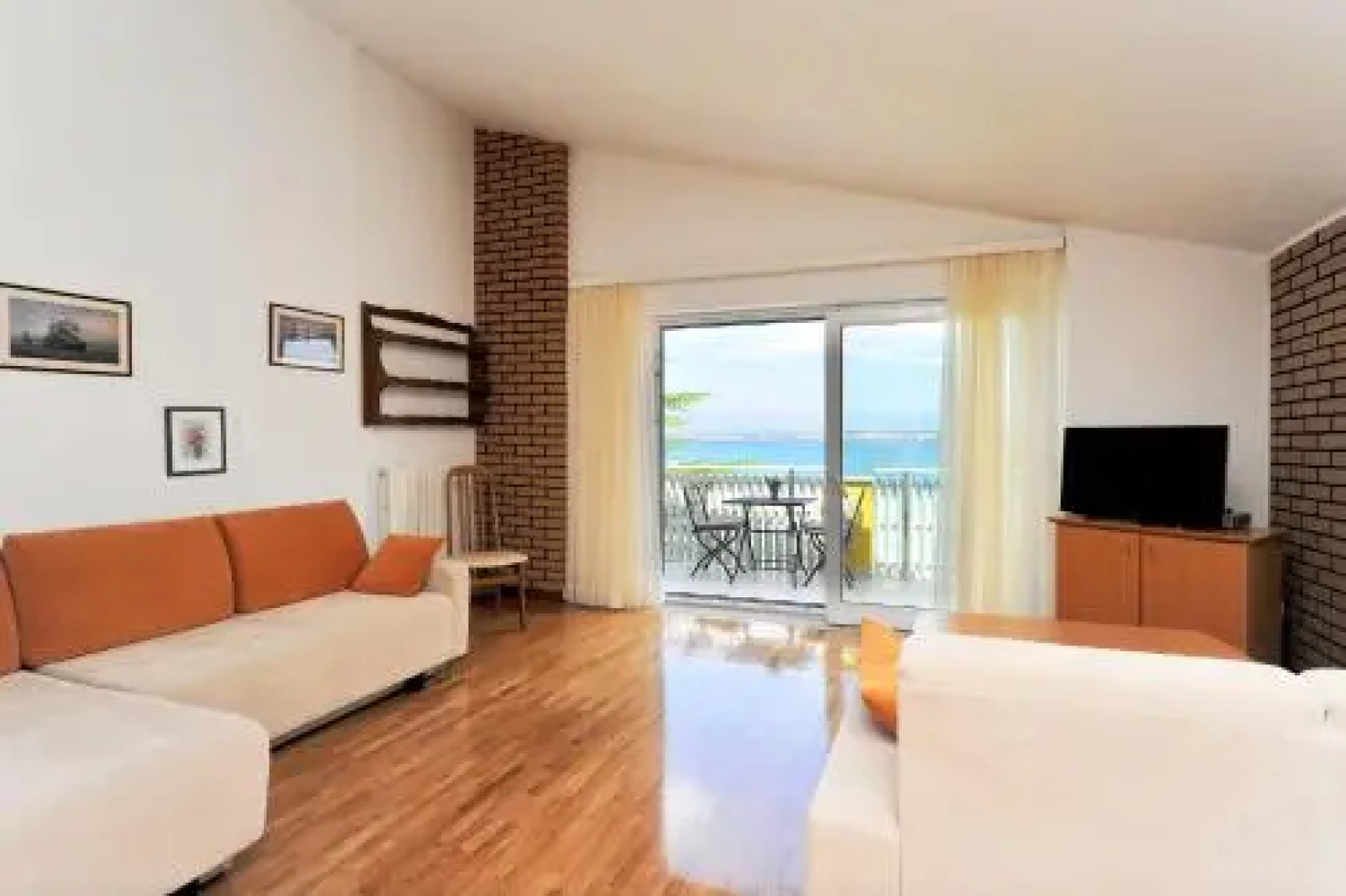 Apartments Villa Eden