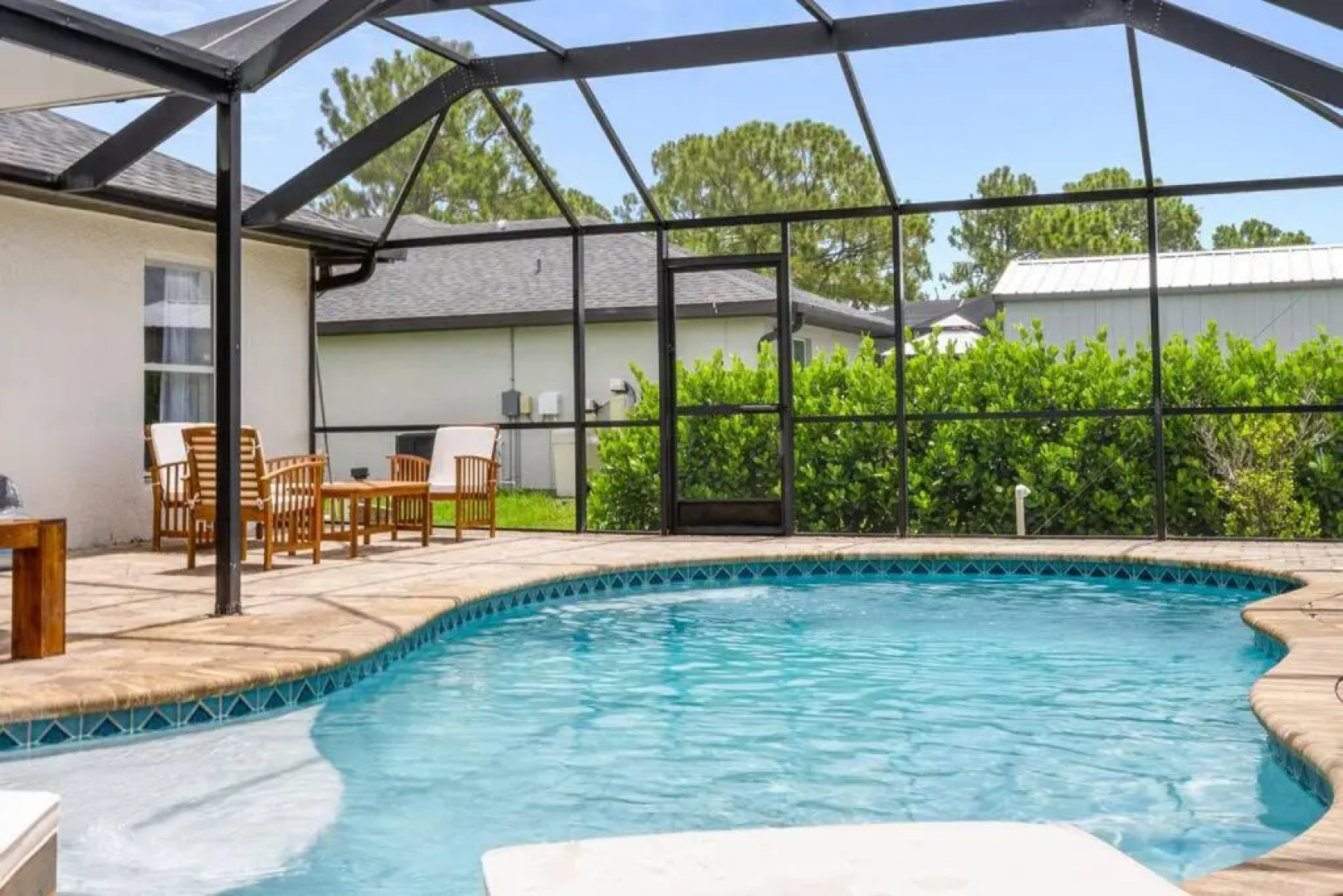 Cape Escape II - 4bdr - 2bth - POOL - Sleeps 10 or more