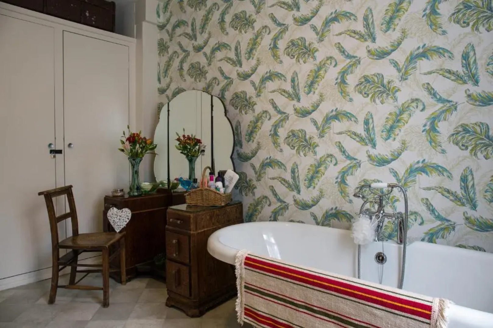 Newberry Beach Lodge