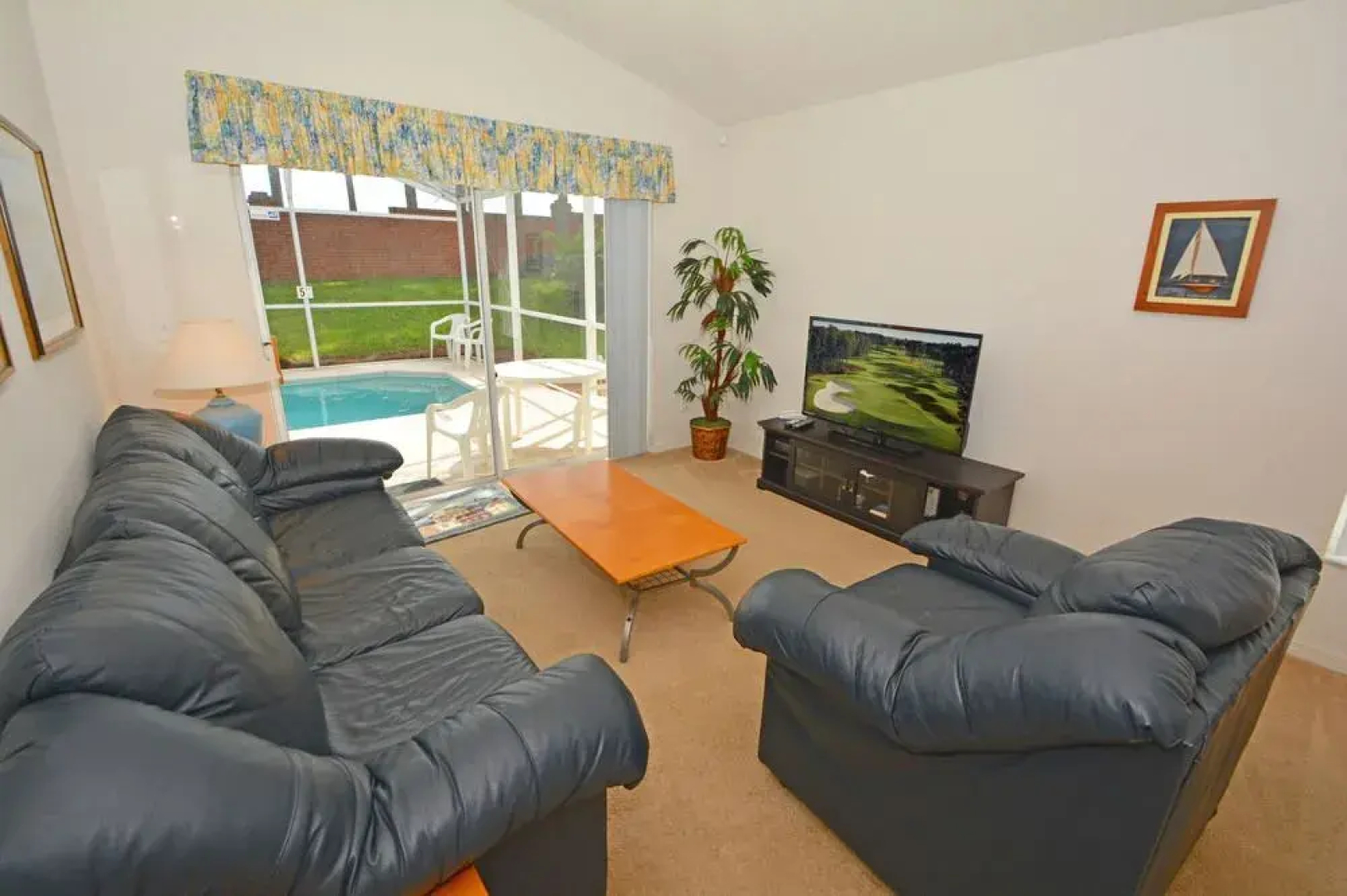 210PD Pine Top 4 Br home by RedAwning