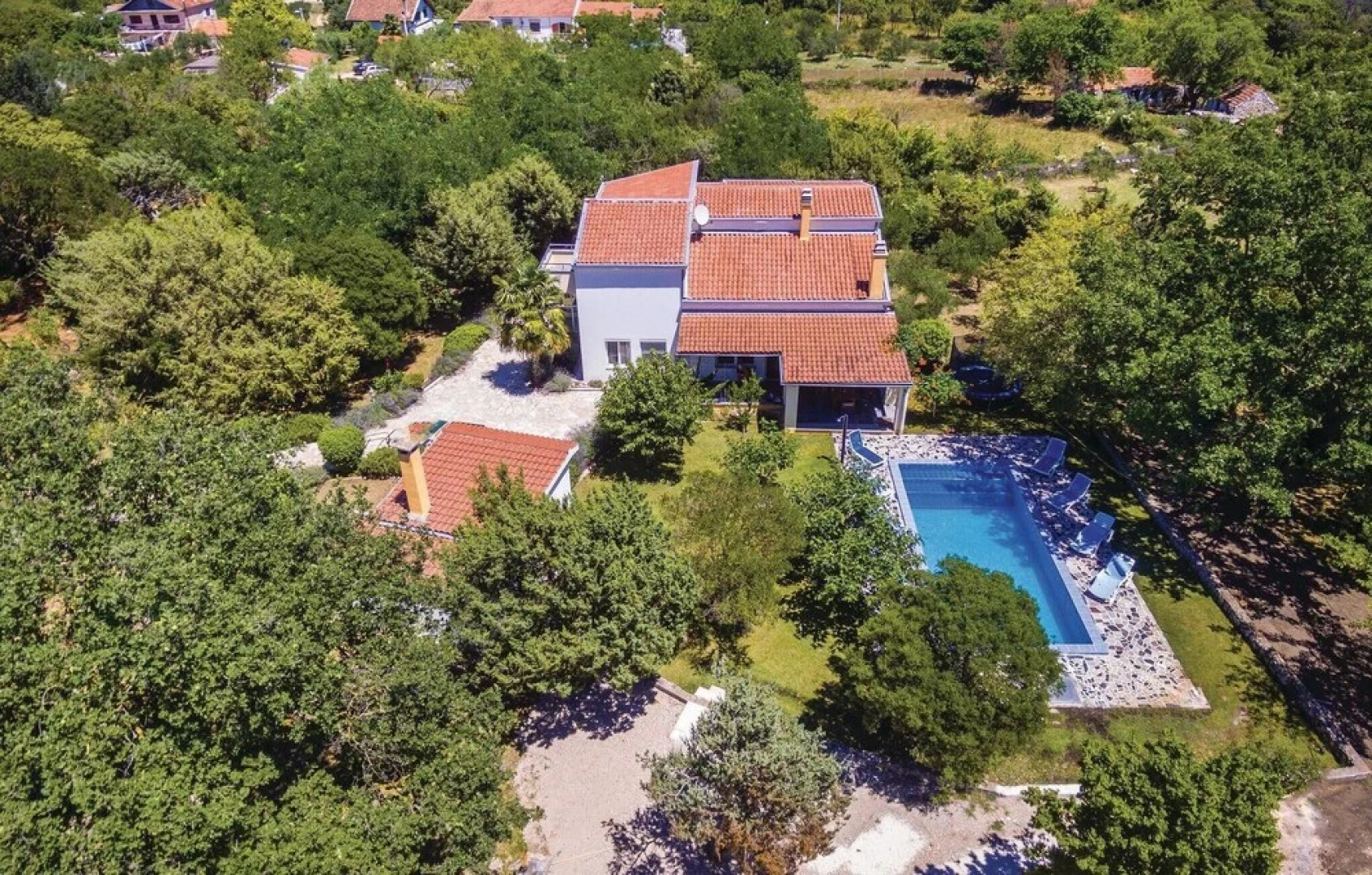 Awesome Home in Rastane Donje With 5 Bedrooms, Wifi and Outdoor Swimming Pool