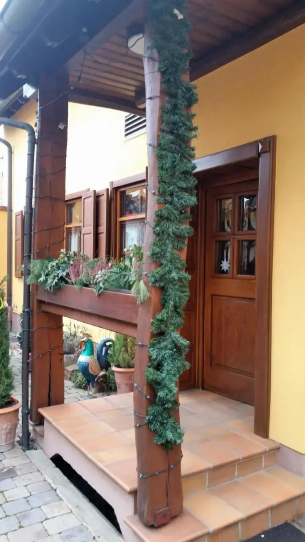 Ellenbergs Restaurant & Hotel