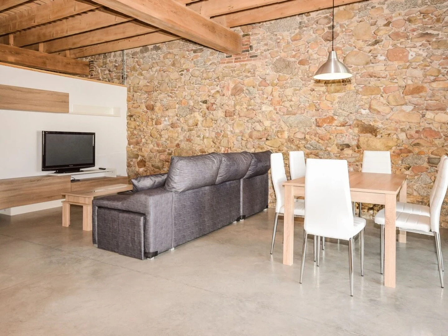 Authentic, Modern and Wheelchair Friendly Holiday Home With Private Pool