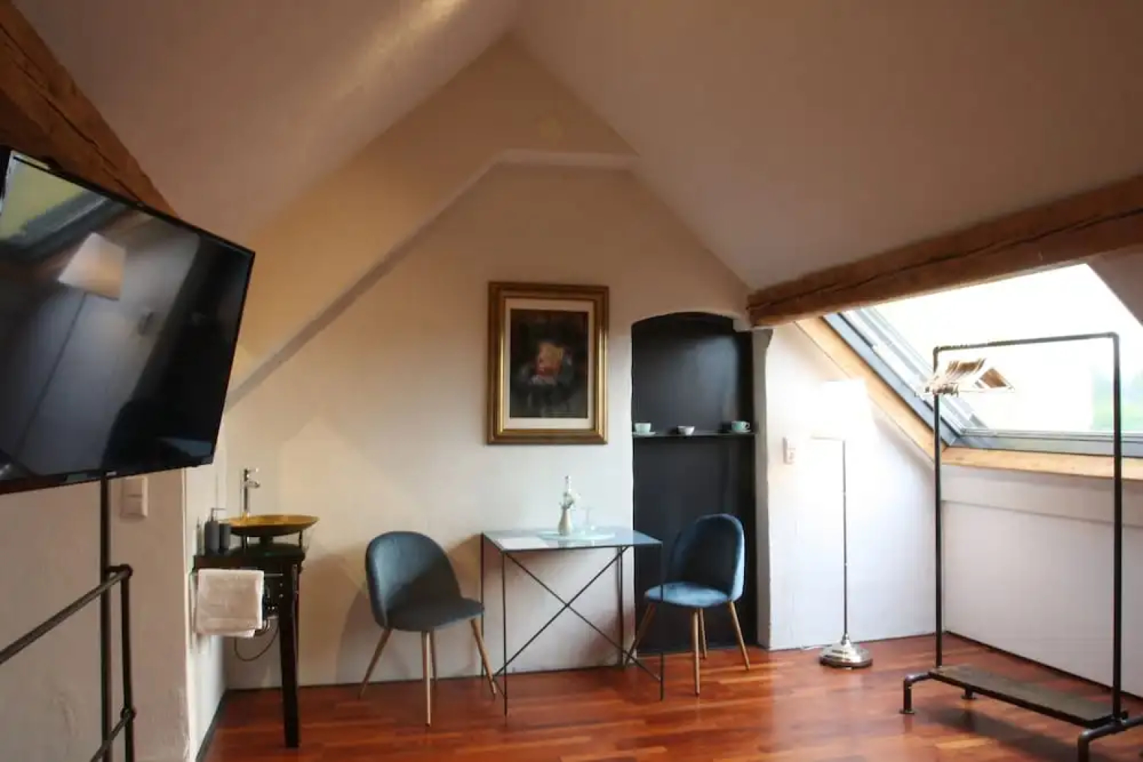 Art-be-and-b Bed and Breakfast
