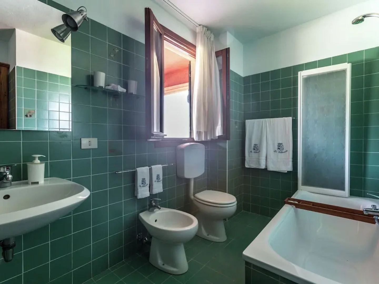 Luxurious Villa in Tredozio with Swimming Pool